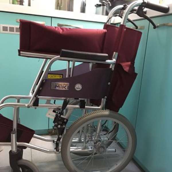 低價轉讓優質手動輪椅，95減新少經驗～